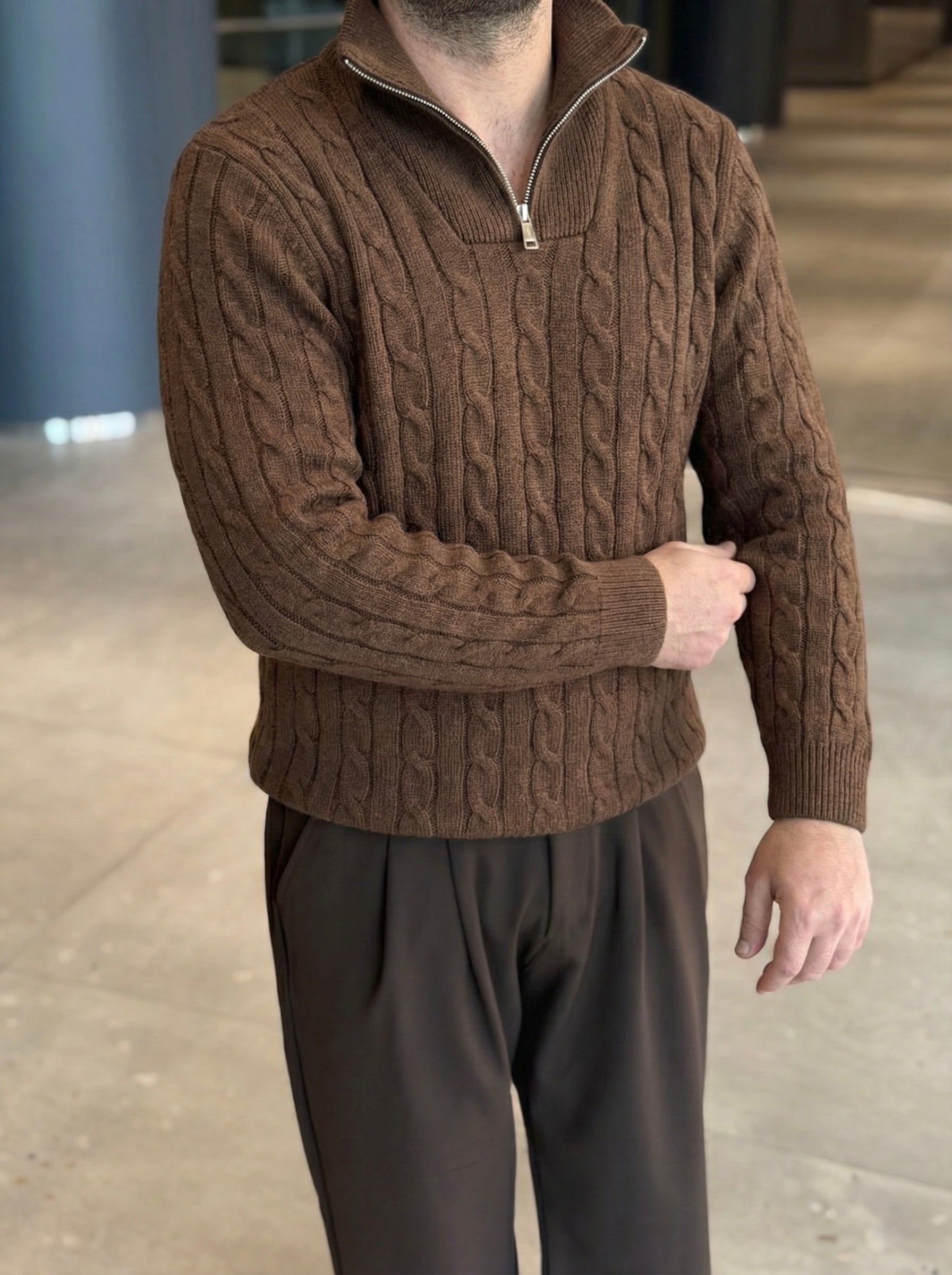 Erkek Örgü Desen Yarım Fermuarlı Kazak - Kahve FRM21