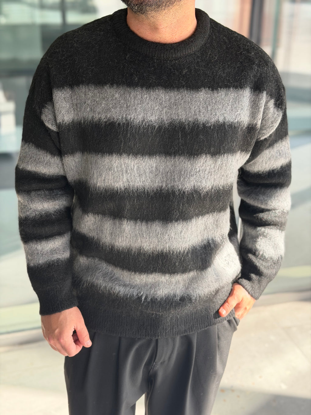 Yarım Oversize Çizgili Kazak - Siyah Gri TRK55