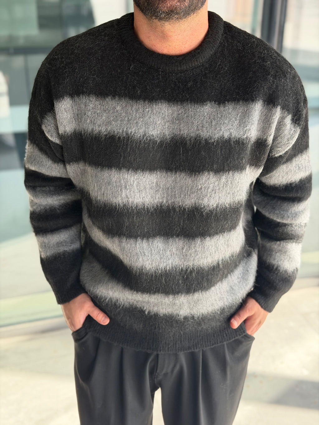 Yarım Oversize Çizgili Kazak - Siyah Gri TRK55