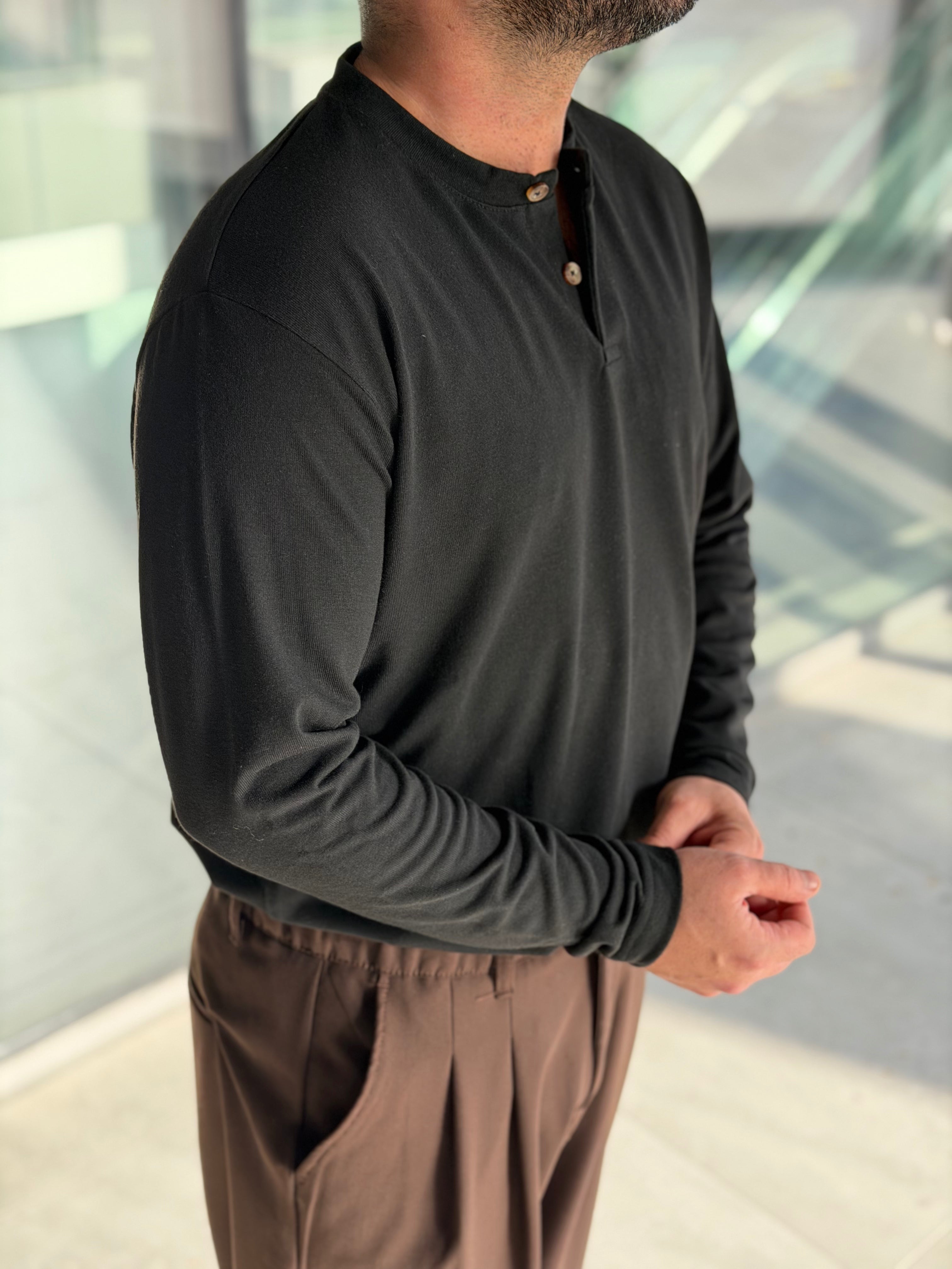 Henley Yaka Uzun Kollu Tshirt - Siyah HNLY01